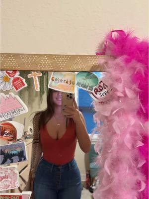 Concert fit ♥️🤠      (I’m in love with this bodysuit color) * * * * * * #fyp #foryoupage #foryo #bodysuit #tiktok #TikTokShop #tiktokpartner #redbodysuit #influencer #comewithme #buyit 