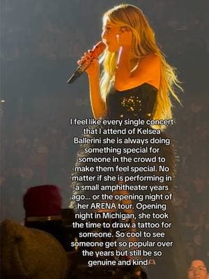 We made the right person famous 🥹🫶🏽 @Kelsea Ballerini #kelseaballerini #kelseaballeriniliveontour #kelseaballerinitok #kelseaballeriniconcert #fyp #fypシ 