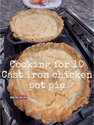 CAST iRON CHICKEN POT PiE #justthebells10 #bigfamilycooking #castironcooking #dinnerwithme #familymeals #mealideas 