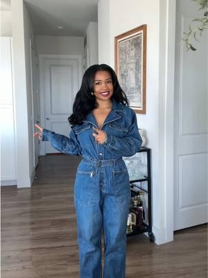 Last moment for this denim jumpsuit! 👖💙 #ootdinspo #ootdinspiration #casualootd #denimoutfit #denimoutfits #hmhaul #jumpsuitstyle #jumpsuit #winteroutfitinspo 