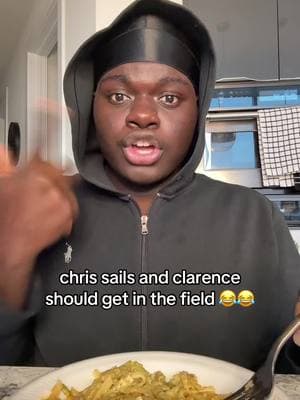 chris sails and clarence should get in the FIELD! 😂😂 #boxingmatch #chickenalfredo #chrissails #clarencenyc #mukbang 