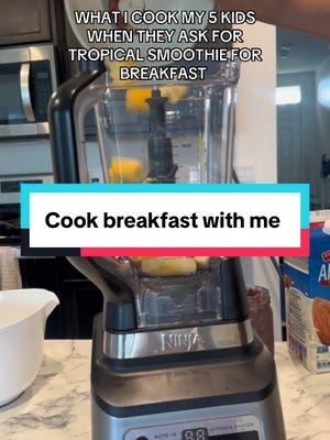 #cookbreakfastwithme #smoothierecipe #easybreakfastideas #toddlermom #bigfamilycheck 