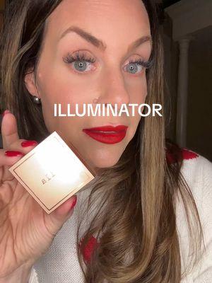 Ladies, if you haven’t tried using an illuminator on your skin yet, what are you waiting for? This is so much more subtle when compared to a highlighter, and it is stunning on the skin! It is super versatile as well; you can wear it on your eyes, cheeks, collarbones, shoulders, literally all over for the perfect shimmer! #over40 #matureskin #matureskinmakeup #illuminator #stilla #tiktokmademebuyit #TikTokShop 