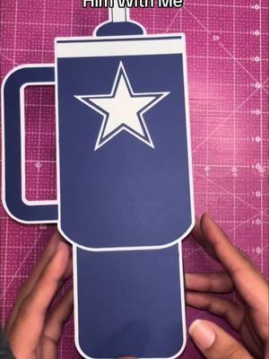 Need a distraction? Watch me make this cute DIY gift box 💙 Archivo De @PaolaUniDesigns #giftboxforhim #vdaygiftideas #stanleytumbler #dallascowboys 