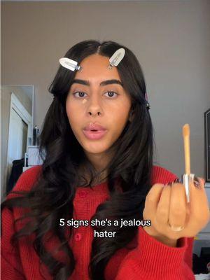 5 signs she’s a hater PRODUCTS USED:  @makeupbymario contour stick ‘dark’  @rhode skin pocket blush ‘freckle’ @Haus Labs by Lady Gaga concealer shade ‘13’ & ‘24’ @maccosmetics blush  ‘gingerly’ #redflags #friendshipadvice #advice #jealousy 