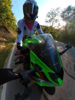 @Matty #cbr #cbr1000rr #honda #hondacbr #hondacbr1000rr #zx6r636 #zx6r #thickthighessaveslive #girlsonmotorcycles #baddiesonbikes #viralvideo #blueeyes #motorcyclesoftiktok #squidlife #fypシ #kawasakininja  #squidlife #zx6r #viralvideo #baddiesonbikes #womenwhoridemotorcycles #motogirls #blueeyes #chickswhoride #baddies #fyp #kawasakininja 