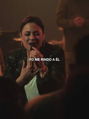 Nos rendimos a Ti, Jesús 🖤 #Jesus #adoracion #musicacristiana #julissa #jesuscristo #fyp 