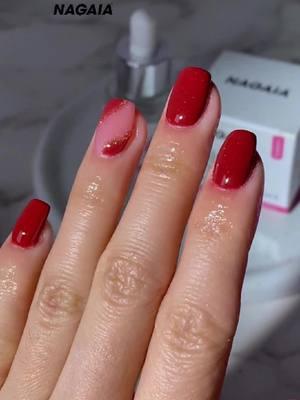 red curves nails 💅🏻 with pink bases and dazzling golden lines are one of the most typical Valentine's vibes ❤️#nailsinspo #dipnails #dippowder #cutenails #diynails #tiktoknails #nudenails #glitternails #diynailsathome #dipnailstutorial #nagaiadipkit #nagaiadippingpowder #thenagaia #fyp