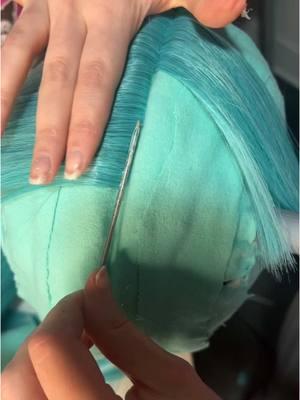 Another sneak peek of panda Miku!! Praying I have this done in time for katsu!! #cosplay #hatsunemiku #mikucosplay #mikuwig #wig #wigstyling #wigstylist #helmetwig #cosplaywig #gluedwig 