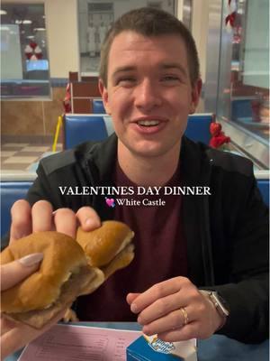 The “Love Castle” is the spot for your VDAY dinner this year 💋💘you can’t beat their festive castle combos, I promise you’ll be in love with the food and the price! 💌 @White Castle #ValentinesDay #whitecastle #lovecastle #datenight #dateideas #valentinesdinner #whitecastlevalentinesday 