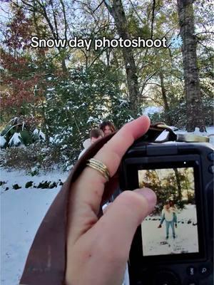 Save this for later ⛄️❄️🤍 #snowphotoshoot #couplesphotography 