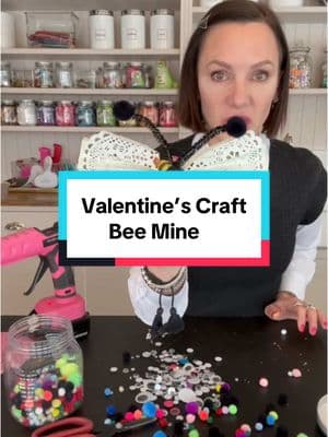 Whipped up this quick ‘Bee mine 🐝’ craft situation … what do you guys think?!  #valentinesdaygift #valentinescrafts #craftersoftiktok #easycraftideas #emilysituations 