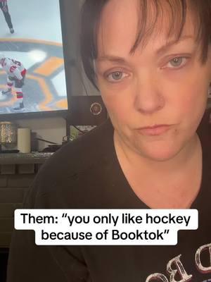 Say it to my face. #spicybookjunkie #fyp #hockeychick #bruinshockey #NHL #bostonhockey #swayallday 