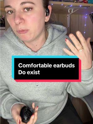 I can’t believe no one told me that these were a thing. Don’t be like me and go your whole life not wearing headphones because they hurt. ##OverTheEarEarbuds##OverTheEarHeadphones##Earbuds##Headphones##Erazer##ComfortableHeadphones##EarFatigue##BluetoothHeadphones##BluetoothEarbuds##TikTokShopJumpstartSale