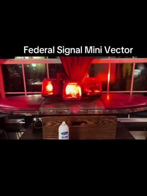 #lightbar #federalsignal #siren #colectorcheck #4yp #police #emergency #fire #ems #firefighter #paramedic #fedsig #emergencylights #tiktok #fyp #warninglights 