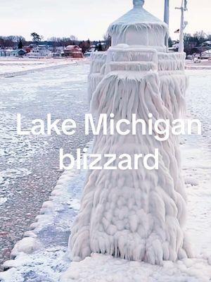 Lake Michigan doesn’t mess around. South Haven Lighthouse. Video from mittenexplorer #greatlakes #lakemichigan #blizzard