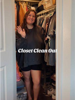 Part 1 of my closet clean out series! 🧺😫  This closet and I lowkey have beef lol #closetcleanout #closetorganization #declutter #decluttering #declutteryourlife #declutterwithme #cleanout #closetclearout #weightloss #weightlossjouney #motivation #momlife #relatablemom 