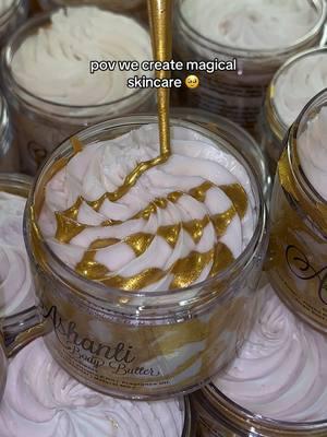 No one does SKINCARE LIKE WE DO! Golden vanilla smells like a warm cozy hug! She’s infused with magical golden shimma and drizzled with pure gold! #goldenvanilla #bodybutter #bronzeybodybutter #skincareroutine #skincarebakerybodybutter #skincaretips #skincarebakery #viralskincare #glowingskin #glowingskincare #