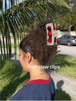 Clips back in stock ! Link in bio 🍓🥝✨  #locs #loc styles #clawclip #wlw #trending #fyp #clawcliphairstyles #clawclipforthicikhair #strawberries #strawberry #kiwi #handmade #orchids #hibiscus #locstyles #longlocs #handmadeaccessories #hairaccessories #jumboclawclip #fruitdecor #fruit-jewelry #fruitaccesories #jumboclawclip #xxlclawclips #bigclawclip #longlocs #longlocstyles #longlocstylesforwomen #longlocsstruggles 