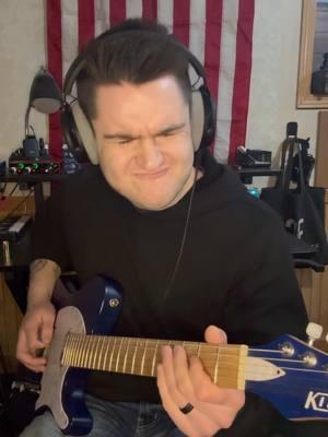 “LONG NECK ICE COLD” (finish the line)! #guitartok #electricguitarsolo #strymonengineering #guitarist #countryguitar #cover #countryguitar #guitar #recording #kieselguitars #lukecombs #line6 