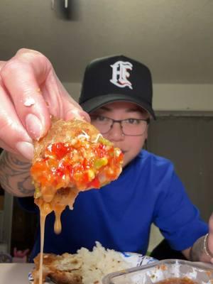 Fried chicken with crack sauce is on another level🔥🔥🔥 #friedchicken #cracksauce #spicy #Recipe #dinnertime #homemade #dinneridea #asmr #mukbang #FoodLover #foodies #foodietiktok #fy #fypシ゚viral #fyp #hawaii 