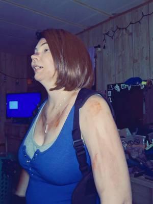 Cramping and bloated so take a crappy Jill draft. #jillvalentinecosplay #re3remakejillvalentine #resdientevilcosplay 