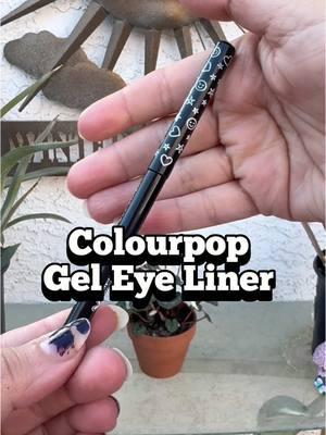 Colourpop gel eyeliner is one of my favorites. Super creamy, pigmented and long lasting. #colourpop#colourpopcosmetics#colourpopwyeliner#colourpopgelliner#colourpopliner#gelliner#waterlineeyeliner#blackwyeliner#creamyeyeliner#affordablemakeup#affordableeyelinerpen#makeuprecomendation   