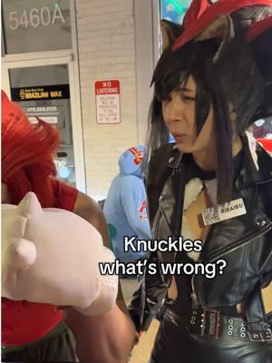 Sucks to suck…#sonic #sonicthehedgehog #knuckles #shadowthehedgehog #cosplay #food #soniccafe @Ribaibu Cosplay 