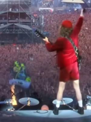 AC/DC - Thunderstruck live at Donington  1991  #acdc #acdctiktok #90s #80s #1980s #80stok #80stiktok#rock #rockmusic #hardrock #classicrock #hairmetal #glammetal #hairmetaltok #hairmetaltiktok #metal #metalhead #heavymetal #metalfamily #90srock #80smusic #80srock #80smetal #80smetalhead #80sheavymetal #80shardrock #80srock #80shairmetal #80sglammetal #fyp #fypシ #fypage #fypシ゚viral #viral 