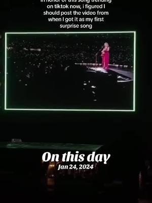 #onthisday love this song now!! I actually got a song that wasn’t ever repeated 🙌🏻🙌🏻 #imonlymewhenimwithyou #erastour #riperastour #TSTheErasTour #theerastour #erastourcincy #cincyerastour #cincytstheerastour #cincy #cincinnati 