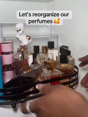 My collection is getting bigger so I had to switch it up a bit. Found this stand on TikTok shop and I still have space for a few more !! I’m in love 😻 #perfumetiktok #perfumetok #perfumes #perfumereview #perfumecollection #perfumecheck #perfumelover #ttsdelightnow #giftguide #LoveLanguage #SeasonalGems #perfumestand #creatorsearchinsights 