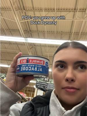 EVERY TIME I can’t stop myself from picking it up and saying it 🤣😭🤭 @Sadie Robertson Huff @marykate_rob @bellarobmayo @Rebecca Robertson Loflin @duckdynastyoffical  #middlegeorgia #tiktok #tiktokera #fyp #fypシ #pov #fypage #fypシ゚viral #teamwork #tiktoker #georgia #maconga #macon #snow #snowday #teamworkmakesthedreamwork #letsmakeitgoviral #trend #trending #scene #duckdynasty #bumblebeetuna #duckcommander 