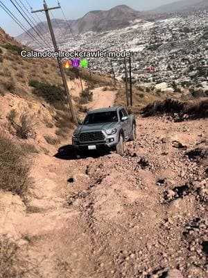 Taco= Cerró 🩶🔥  Tacoma stock, pronto le vamos a meter chimichanga 🫡 #paratii #tacomatrdoffroad #rockcrawlers #tacoma #trdoffroad 