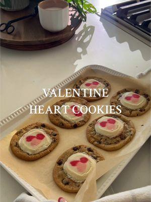 forever my FAV🍪❤️ #ValentinesDay #valentinesdessert #vday #bakingrecipe #viralrecipe #galentinesday #baketok #holidaybaking #cookiesoftiktok #fyp #asmr #asmrcooking 