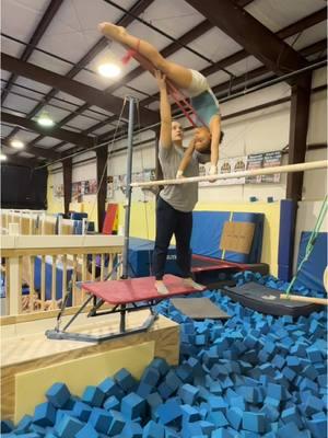 Using a resistance band to help the athlete feel the shapes and timing. This is still a work in progress. The goal is enhance the tight arch through the bottom, creating greater shape change. ✨✨✨ 🔗 https://lagoldgymnastics.com 📞 225-412-4053  📧info@lagoldgymnastics.com  •   • • #gymnastics #gymnast #lagoldgymnastics #lagold #batonrouge #batonrougegymnastics #drilltheskill #trusttheprocess #gymnasticstraining #batonrougemoms #unevenbars #swing #flip #flyaway #flyaways #flipping #progressnotperfection #growthmindset #bettereveryday #friday #friyay #details 