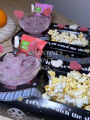 Will be watching the parent trap #ValentinesDay #snackbox #snackboxes #movienightsnacks #snackboxideas #snacks #valentines #valentinessnacks 