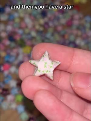 how to make paper stars!  #squishiesophie #paperstar #paperstars 