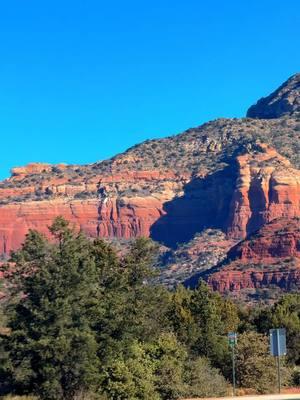 #sedona #sedonaarizona #sedonaaz #sedonahiking #sedonahike #sedonaactivities #u#bellrocksedona #bellrock #sliderocksedona #az #arizona #visitsedona #visitarizona #arizonacheck #arizonastate #fyp #fypage #contentcreator #content #contentideas #cinematic #djimini4pro #djidrone #drone #dronevideo #popular #trending #foryoupage #foryou #porti #parati #latino #unitedstatesofamerica #usa #unitedstates #fypシ #Love #contenido #GymTok #gymrat #route66 #padrino #wedding #weddingtiktok #mountains #nature #solotravel #solotraveler 