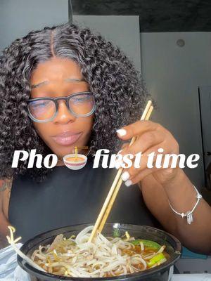 Trying #pho for the first time and @Duchesspriscilla helped me put everything together . On a scale from 1-10 I will give it a 9 🌶️ and taste amazing 🤩.  #mukbang #eating #fyp ##fypシ #pho #noodles #spicey #foodies #ubereat #ojubabe #ojubabesyss #Vlog #first 