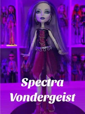 ✨RESTORING✨ G1 Spectra Vondergeist Pt. 1 #monsterhigh #monsterhighdoll #monsterhighdolls #doll #dolls #dolltok #dollcollection #dollcollector #toy #toys #toycollection #dollcollector #mattel #restoration #dollrestoration #CleanTok #spectra #spectravondergeist 