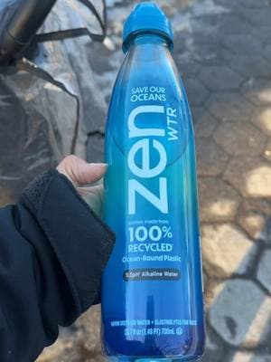 #newyearhabits #bestwater #zenalkaline @ZenWTR @drinkzenwtr 