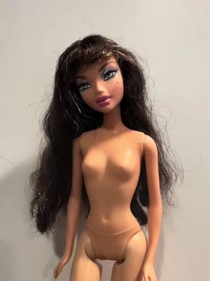 sadly her hair is pretty badly fried so at some point she will be getting some human hair bundles #myscene #myscenedoll #dollrestoration #toyrestoration #barbie #barbiegirl #barbiedoll #y2k #2000s 