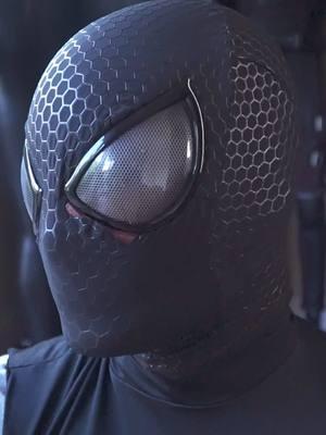 Such a beautiful mask #spiderman #mcu #webhead #webslinger #marvel #mcucosplay #marvelcosplay