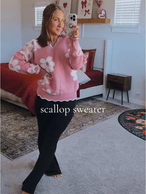 Sucker for a scallop detail 😍 #sweater #scallop #sweaterweather #floral #floralsweater #OOTD #tryon 