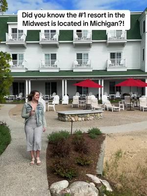 The perfect northern Michigan escape @Hotel Walloon 🥂🌊 #northernmichigan #upnorthmichigan #michiganders 