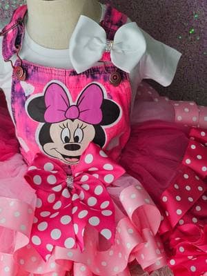 #minniemouse #tutu #ribbontutu #sewingtiktok #sewcute #overalltutu #minnie 