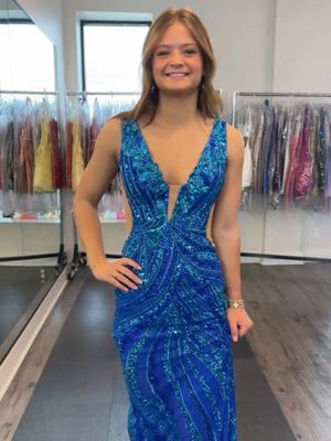 Girl this @ASHLEYlauren is a stunner!💙🩵 #glitz #glitznashville #glitzgirls #nashville #prom #promdress #prom2025 #ashleylauren #ashleylaurenprom #ashleylaurenpromdress #bluepromdress 