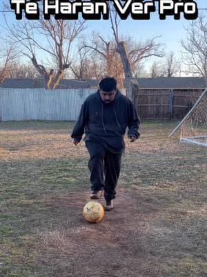 Tiros falsos futbol⚽️#footy#jogabonito#futbol#footballskills#tutorial#futebolbrasileiro#regates#futsal#soccerboy#brazilian#futboltiktok#fyp#fypage#paratii#paratitiktok#4you#fypthis#fypシ 