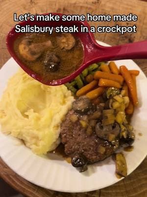 #cooking #crockpot #salisburysteak #easycrockpotrecipe 