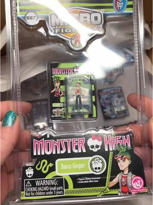 Monster High Micro Figures! Gifted to me by @Super Impulse #superimpulse #monsterhighmicrofigures #monsterhigh #microfigures #unboxing #gifted #caylastoyreview  